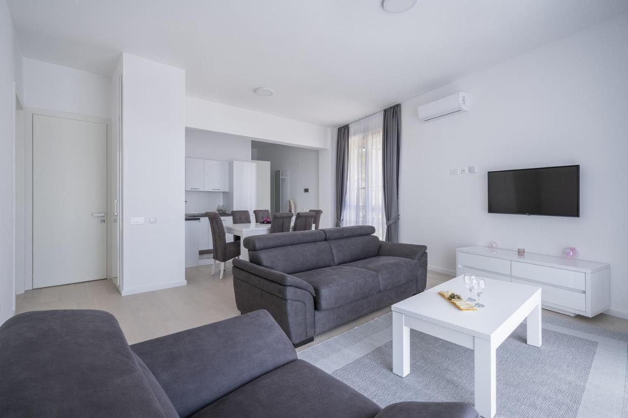 Montesun Apartments Becici Boreti Buitenkant foto