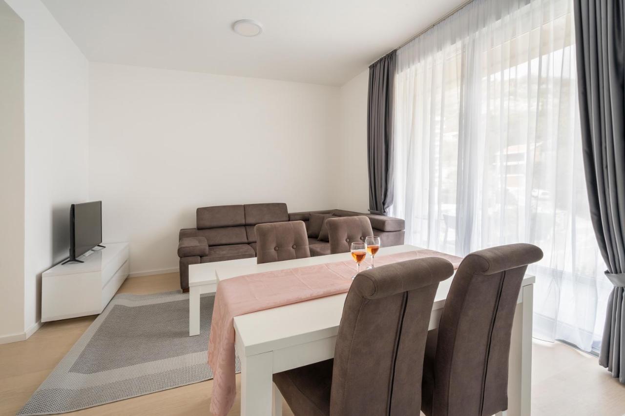Montesun Apartments Becici Boreti Buitenkant foto